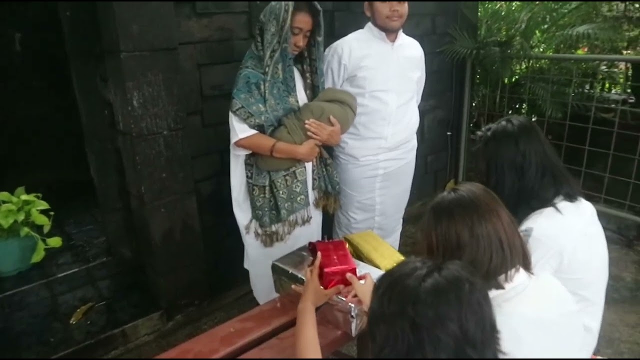 KISAH KELAHIRAN YESUS KRISTUS