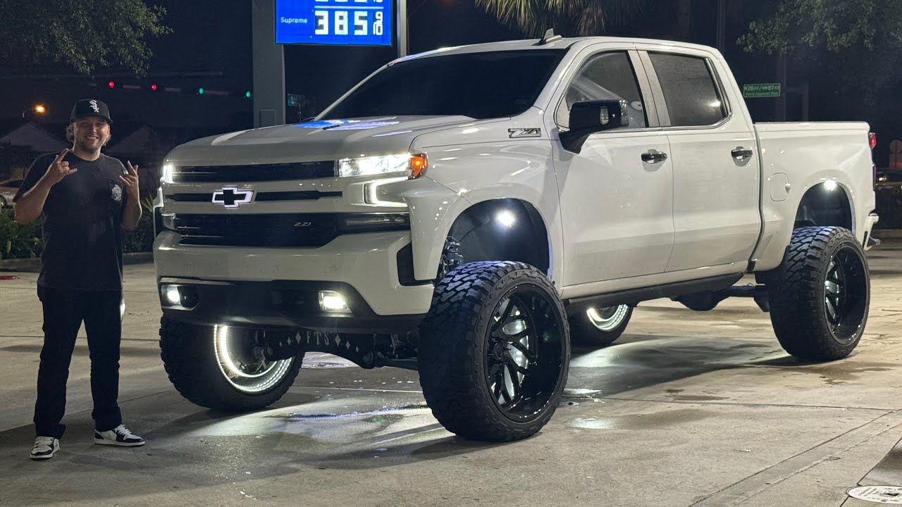 BUILT MY DREAM TRUCK AND DROVE IT TO MIAMI WITH NO SLEEP! Chevy on HUGE 26x14s and 9” FTS LIFT