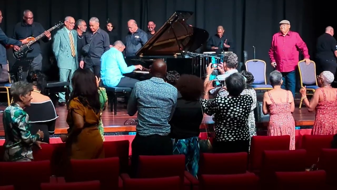 Potpourri Curaçao Piano Music - Norman Moron, Edmond Chatlein, Enrico Henríquez, Esther Cheri etc