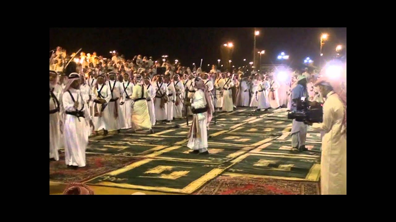 عرضه اهالي القنفذه بسوق عكاظ بالطائف.wmv