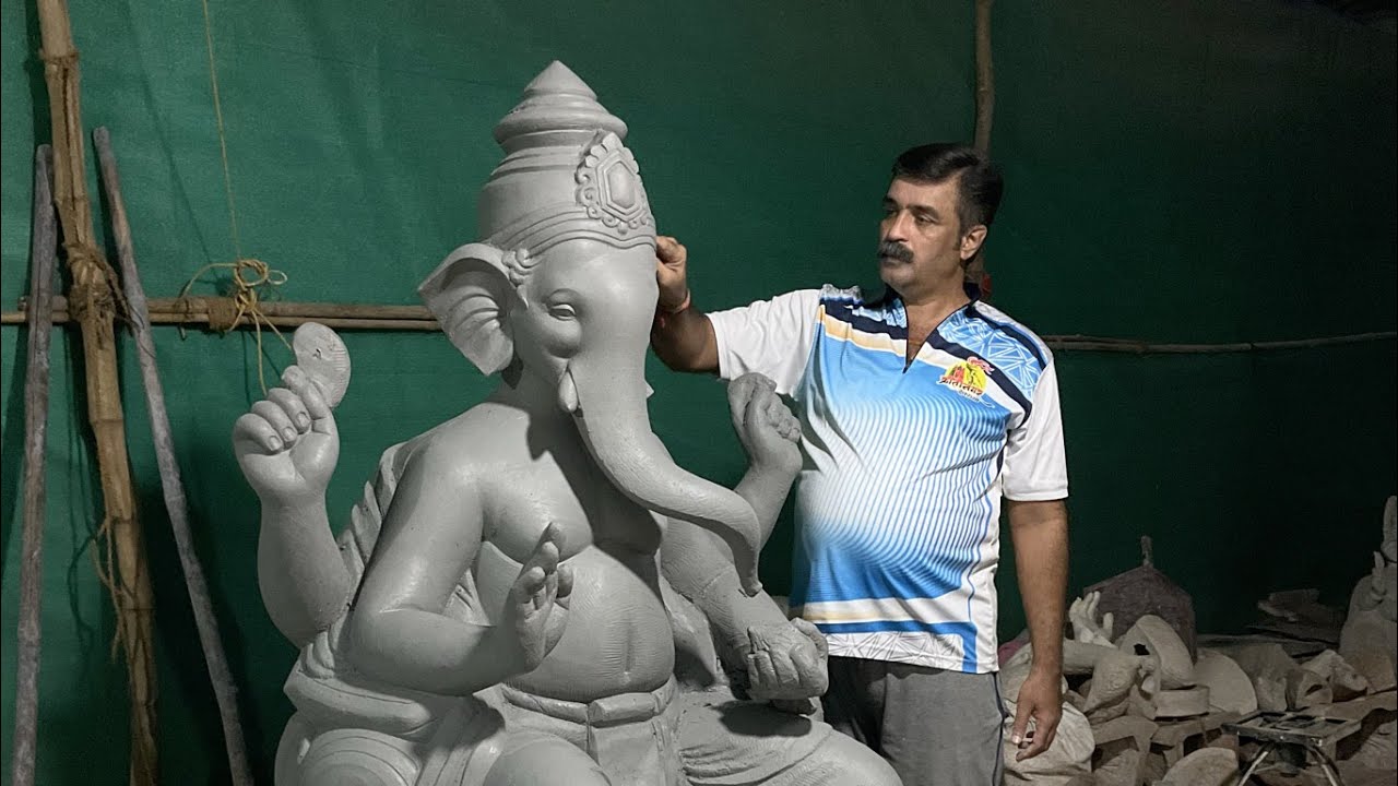 Velling bappa making 5.6 ft mumbaicha raja ganeshgalli ganapati making in shadu clay