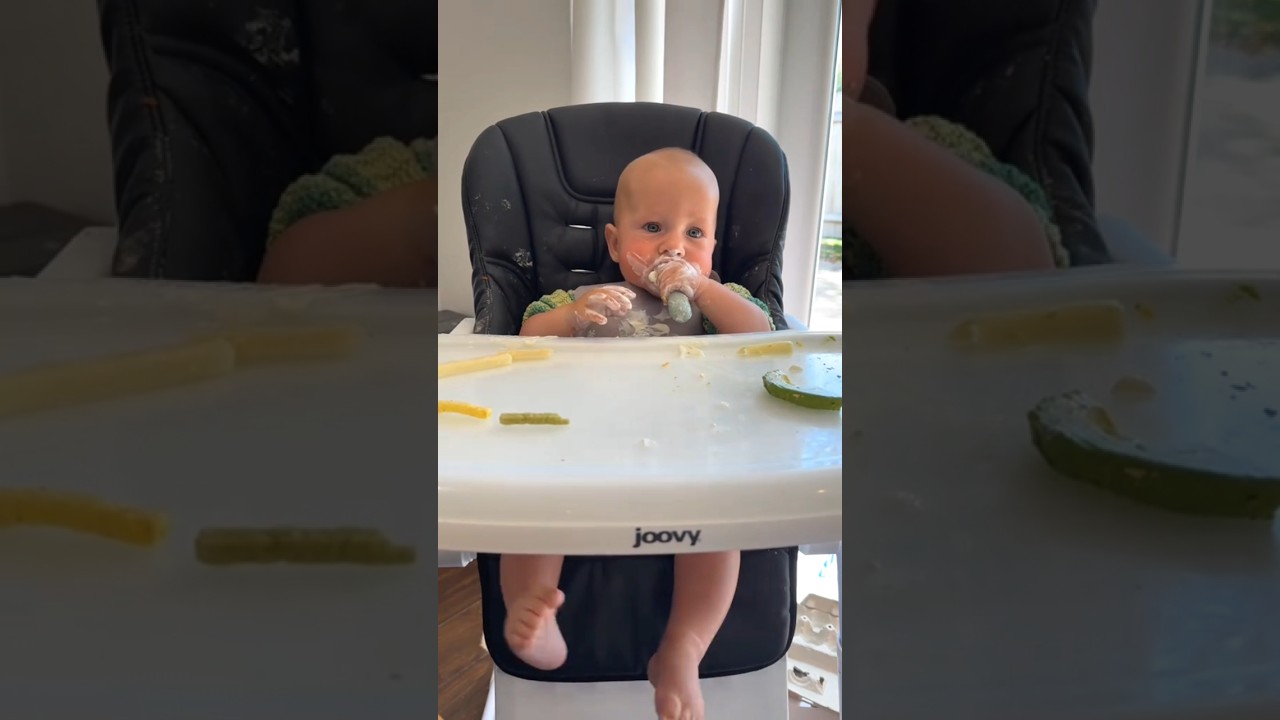 Yogurt🤗 #blw #babyledweaning #babyfood #mom #moms #momtok #baby #babieseating #Kadyn #shorts