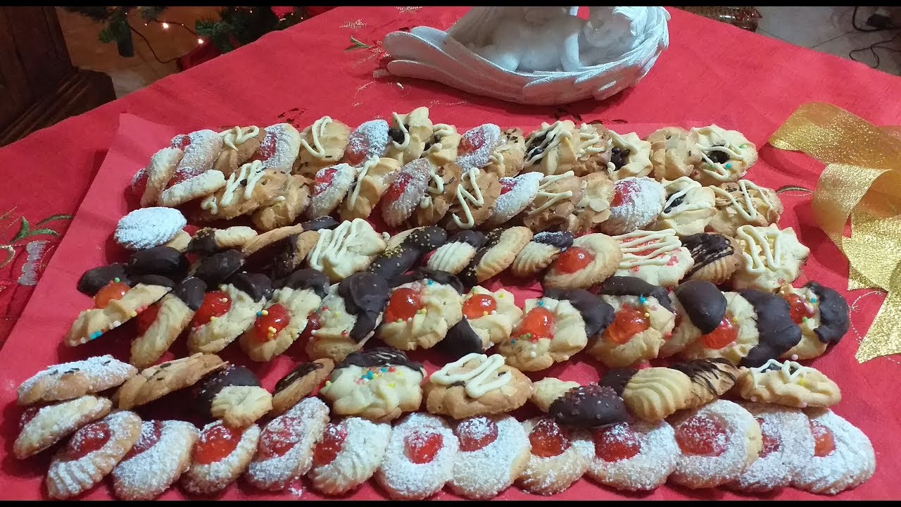 BISCOTTINI DI FROLLA MONTATA OTTIMI DA REGALARE