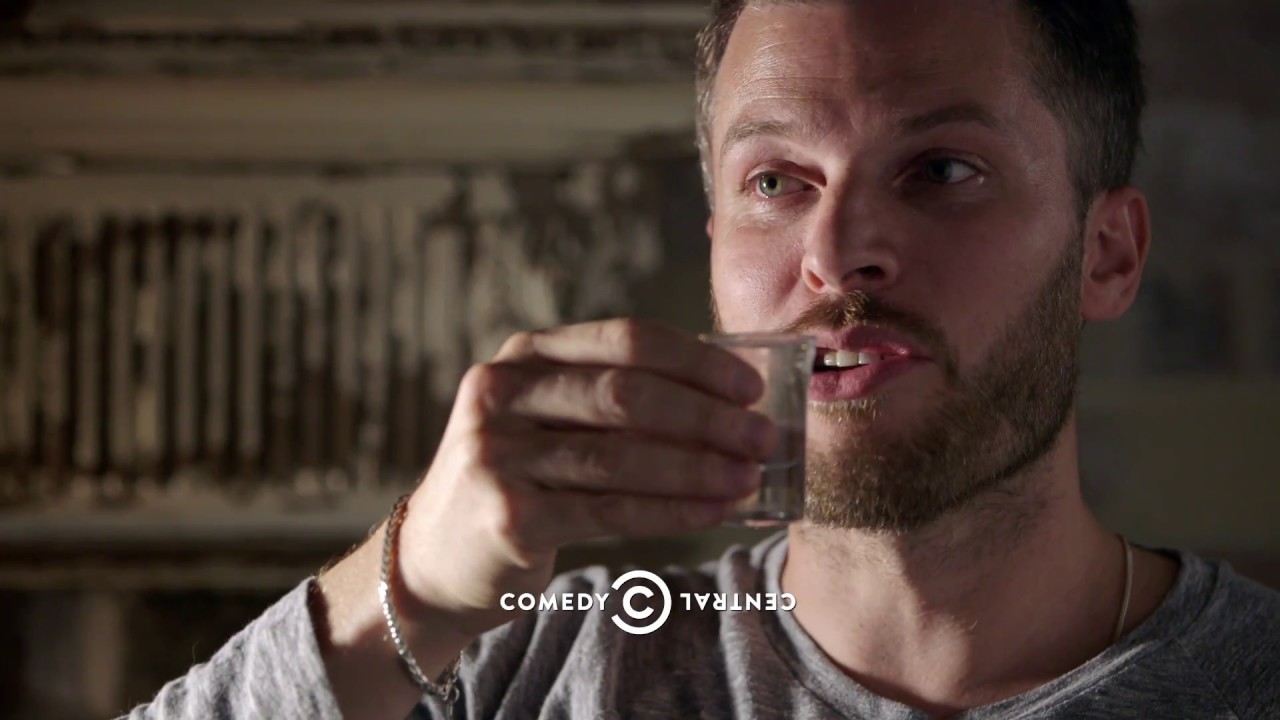 Drunk History - Rick Edwards drinking
