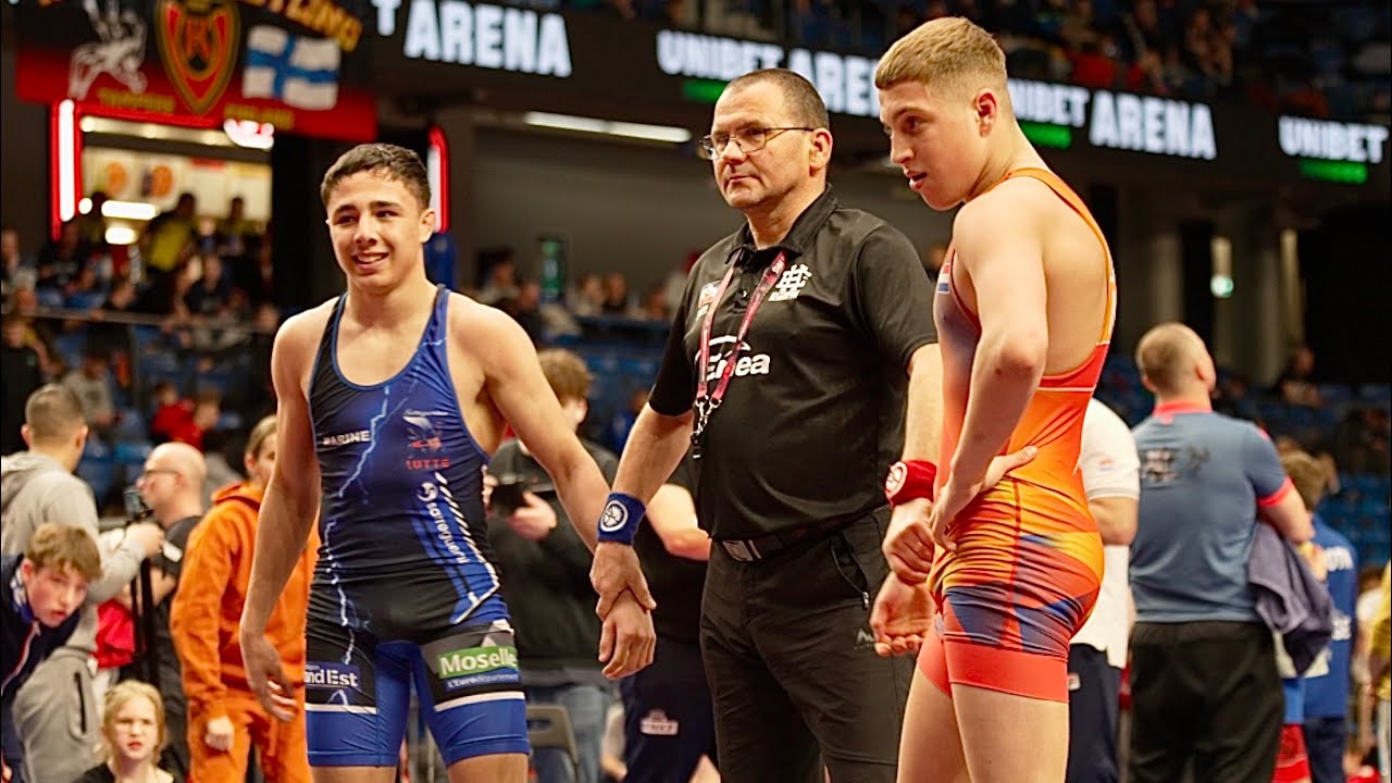 U17 Ilias Laaouina (NED) vs Kyliane Eddouh (FRA) 60kg. Greco-roman boys wrestling. B-cam-man.