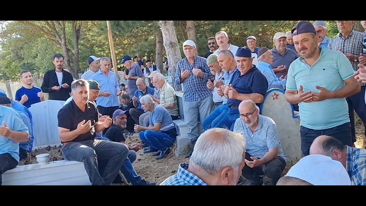 08.07 2025 Hanım Duru'nun defini tüm geçmişlerimize Allah rahmet etsin el Fatih