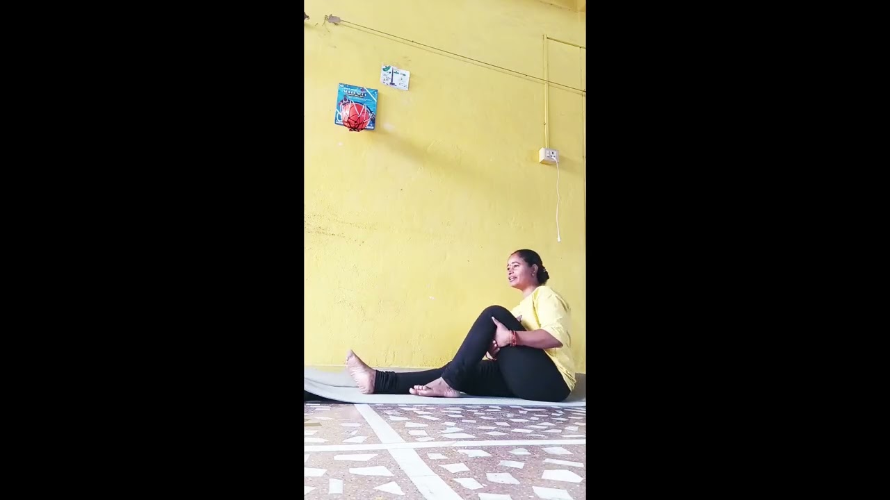 చిన్న వార్మ్ అప్ – పెద్ద ప్రయోజనం#warmups#neck#shoulder#knee#hip#spine#Rajyalakshmiyoga