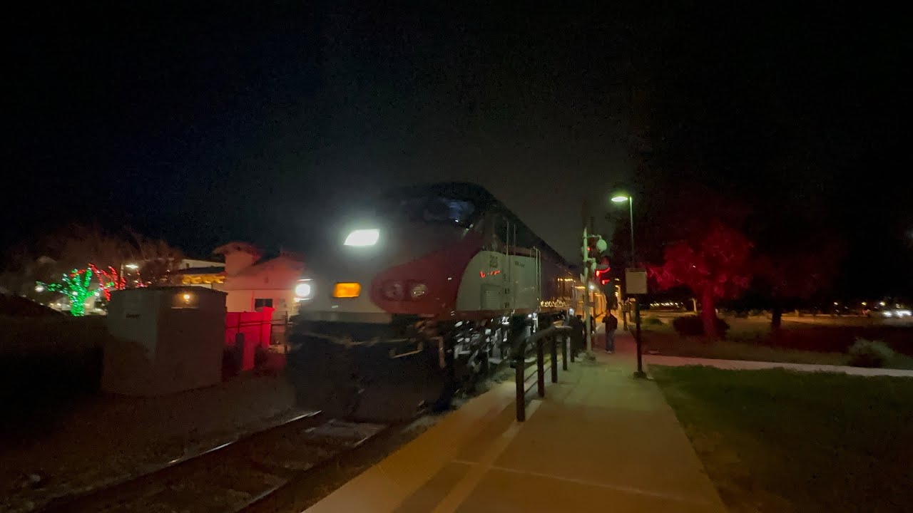 Caltrain # 822 arrives and departs Morgan Hill Station ft. 3 “South County Cars” and a friendly crew