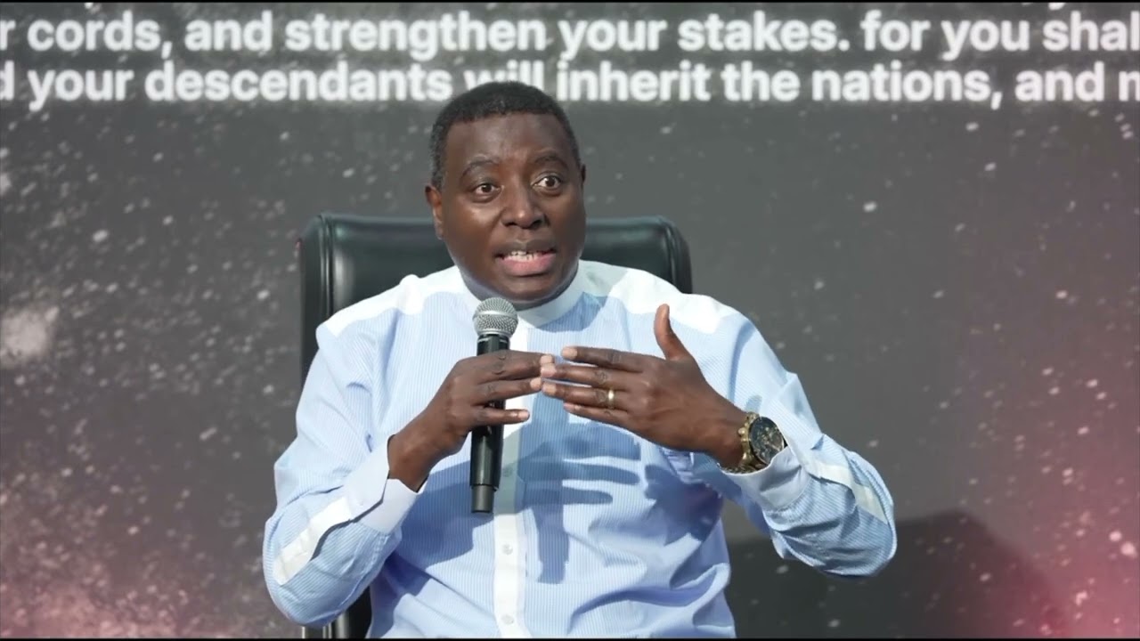 AP. DR. PAUL GITWAZA YIGISHIJE URUBYIRUKO UKO BATERETA.