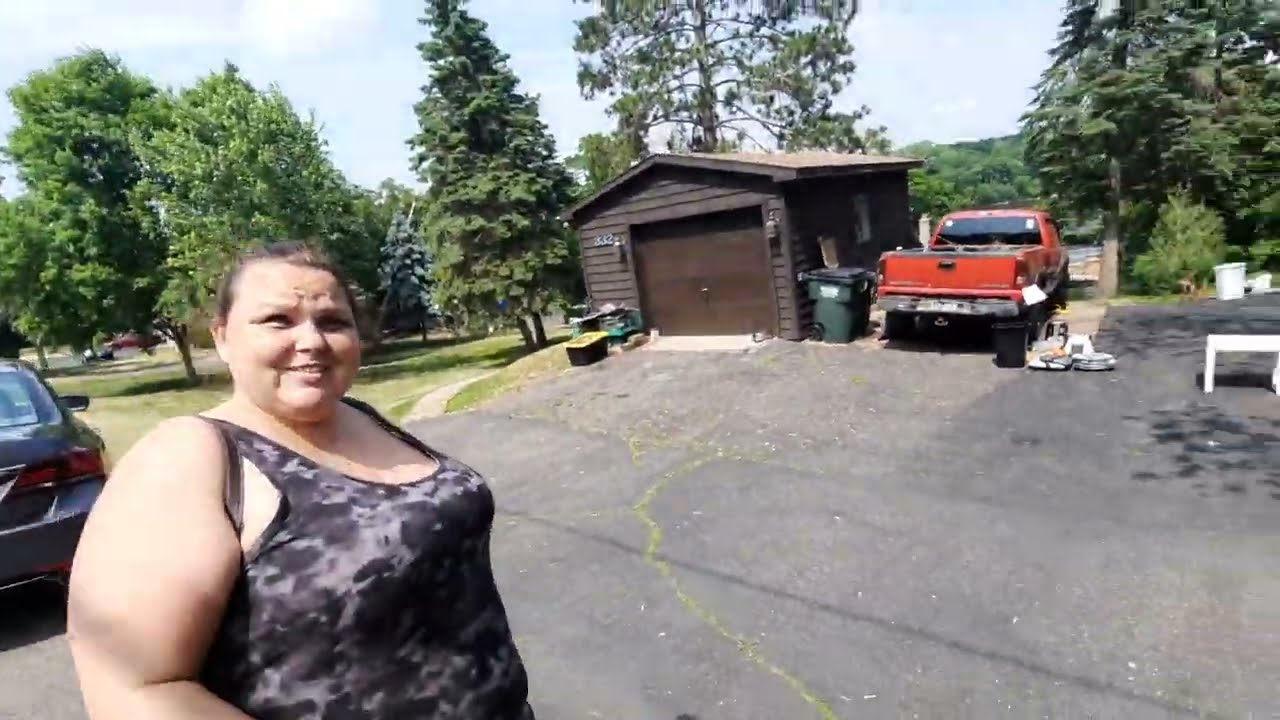 yard sales with Amanda