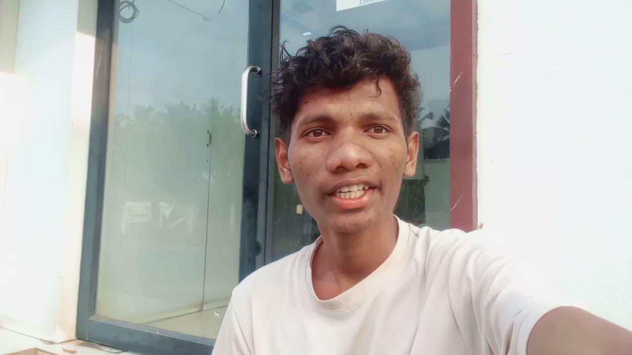 ATM Me Paisa Uthane Keliye Aagaya 🤔