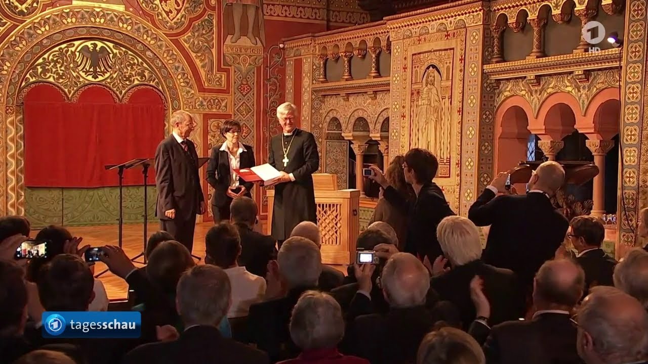 Wartburg Pr&auml;sentation: Neue Lutherbibel Fassung zu 500 Jahre Reformation