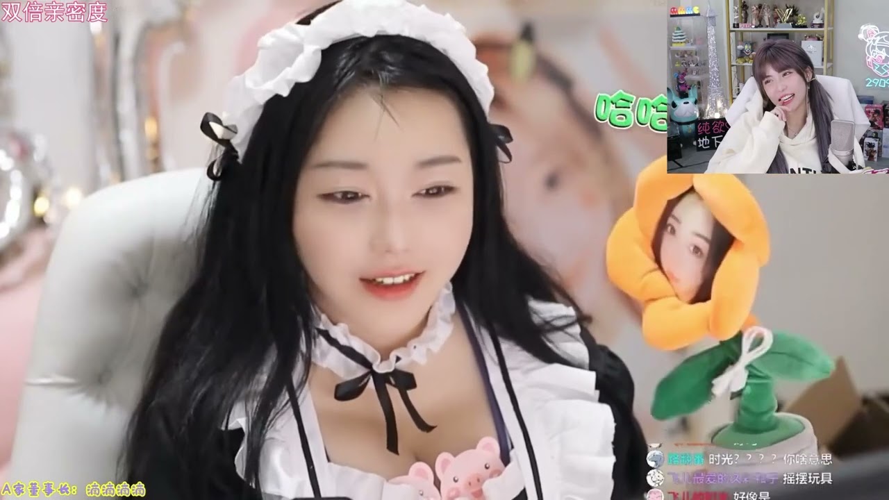 周姐看刘飞儿过生日笑到不行 飞儿傲人胸围直接看傻周姐