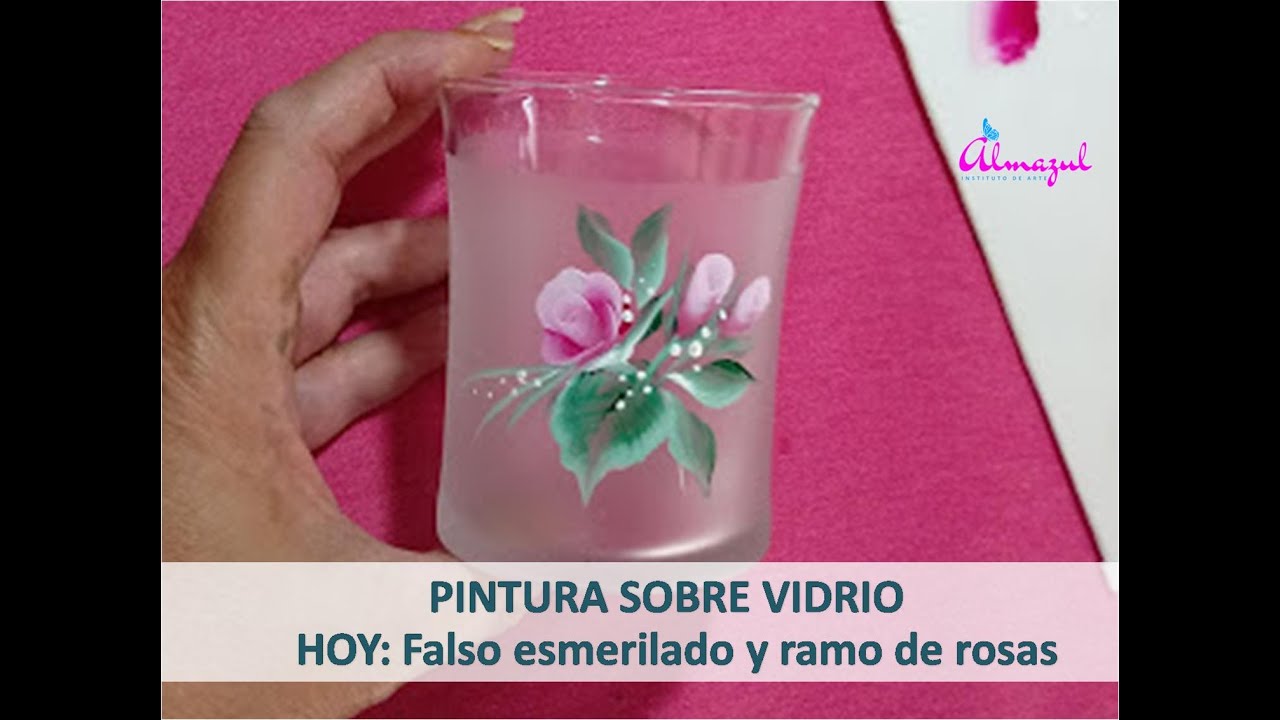 Vaso de vidrio con falso esmerilado y rosas