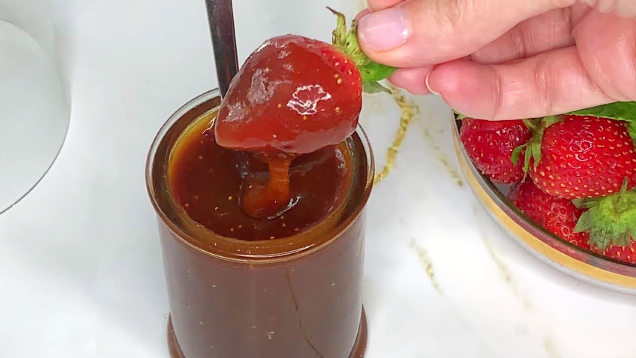 Strawberry caramel recipe / How to make caramel with berry taste