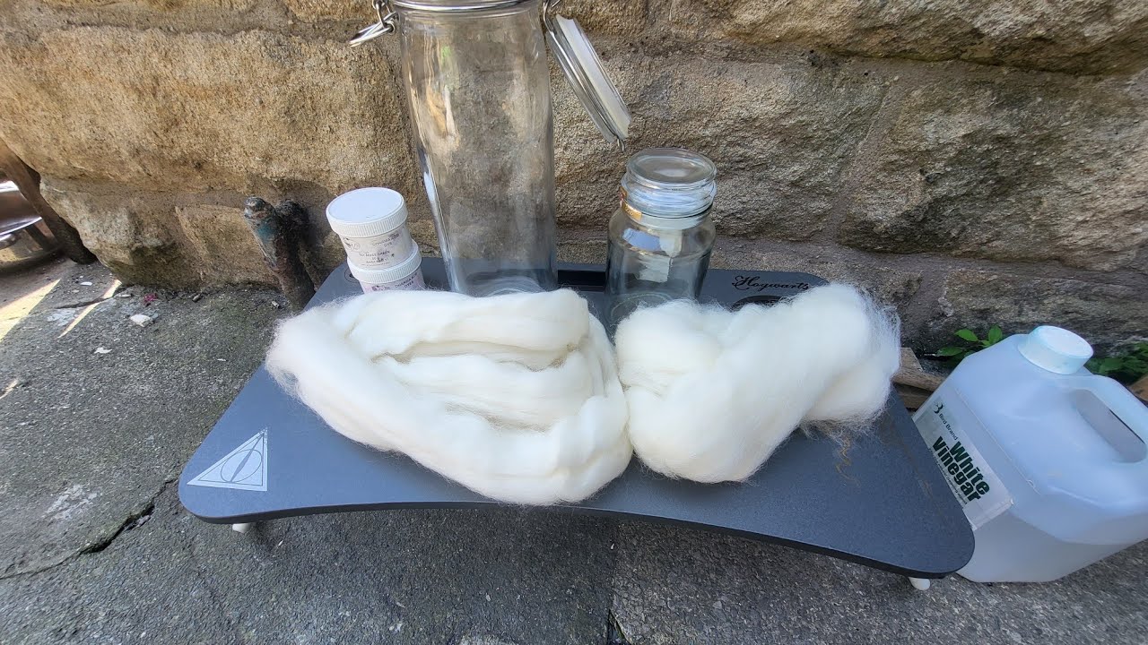 hand dyeing wool in jars