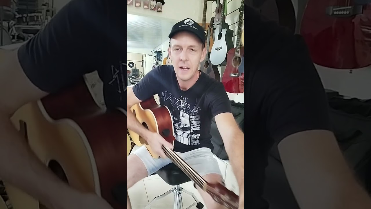 4 MÚSICAS DA MELHOR FASE DO ROBERTO CARLOS QUE SÃO DE RENATO BARROS (Renato e Seus BLUE Caps) 
