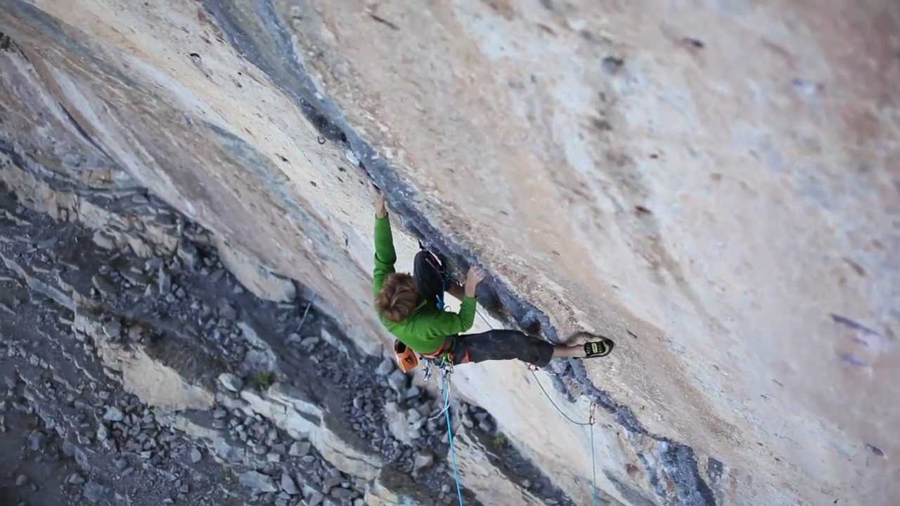 Arnaud Petit climbs 