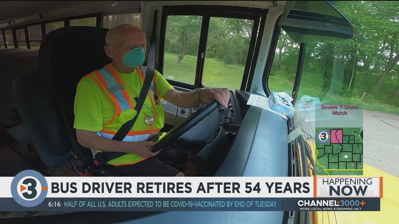 Reedsburg bus driver retires after 54 years with school district