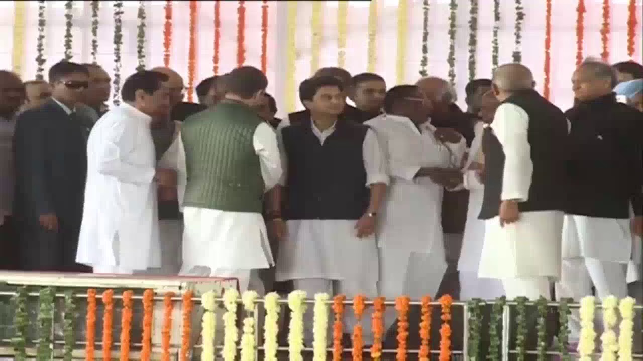 LIVE: Swearing in ceremony of Madhya Pradesh CM Shri Kamal Nath from Bhopal