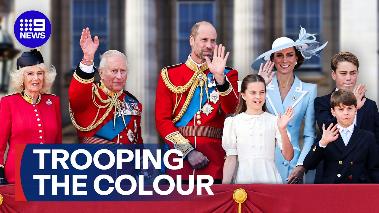Huge crowds turn out to celebrate the King's birthday | 9 News Australia