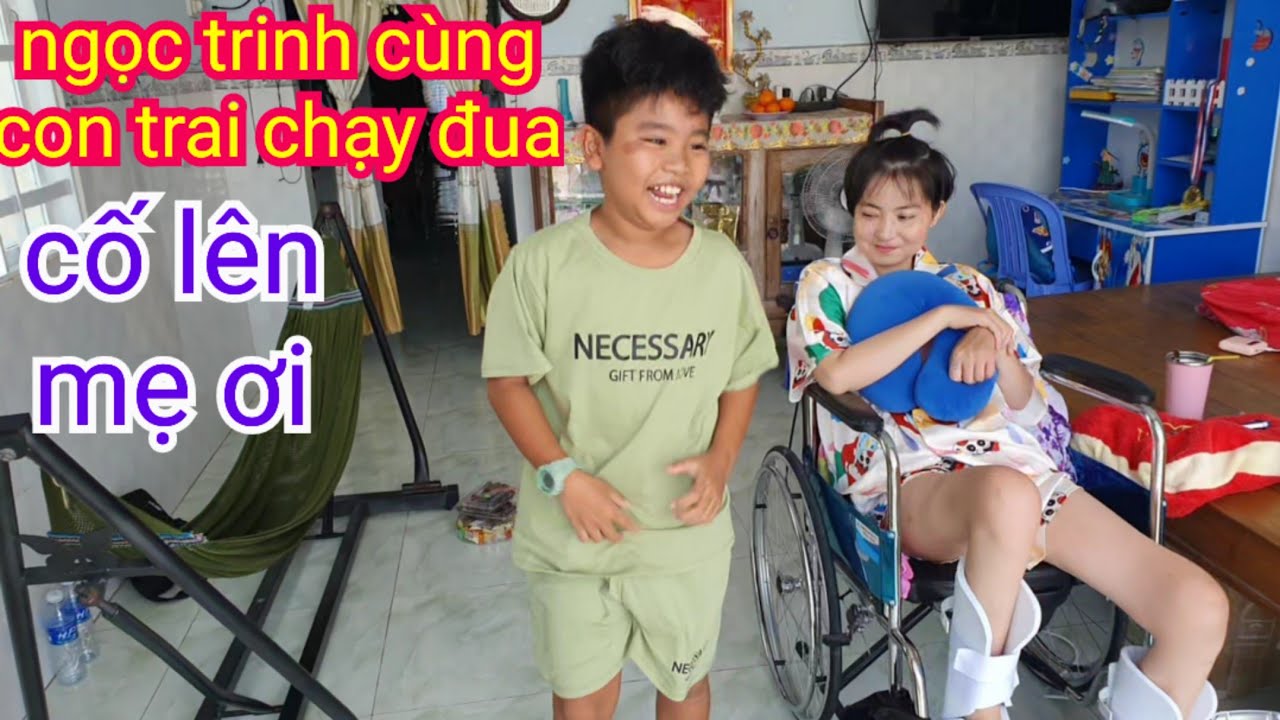 Ngọc trinh chạy đua với con trai🙏mẹ ơi mau khỏe lại nuôi con nhe mẹ,bà ngoại già rồi ai nuôi mẹ đây