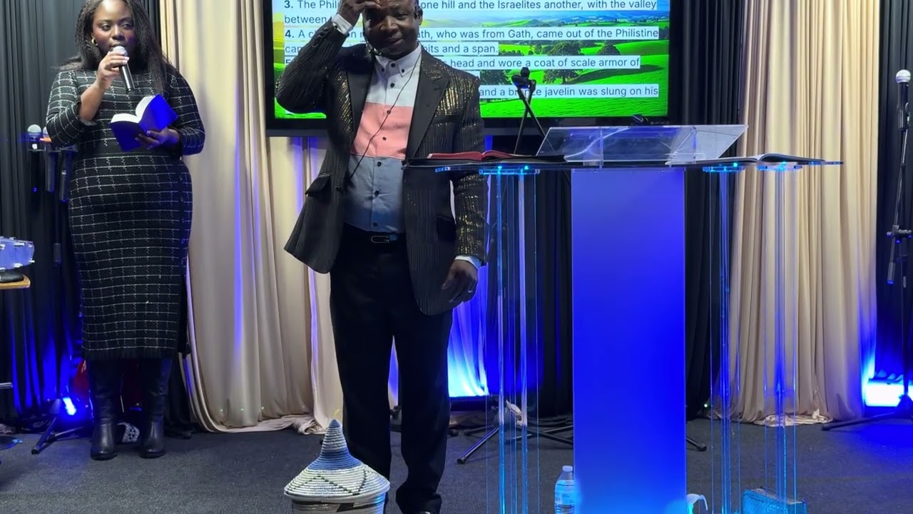Usi ogopi vitisho vya shetani, tumikisha jina la Yesu by Pastor Basubi