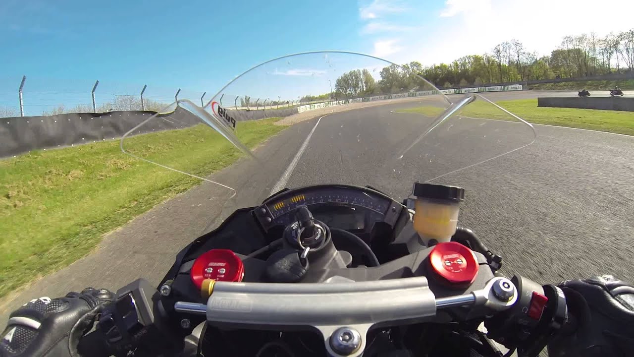 Go pro Zx10r 2011 circuit carole 05/04/2014