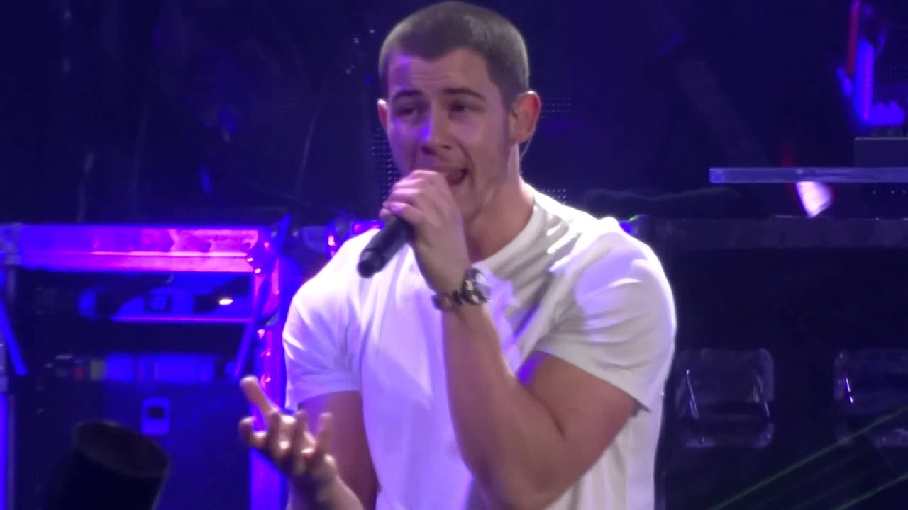 Jingle Ball - Nick Jonas - Levels Live - 12/3/15 - Oakland, CA - [HD]