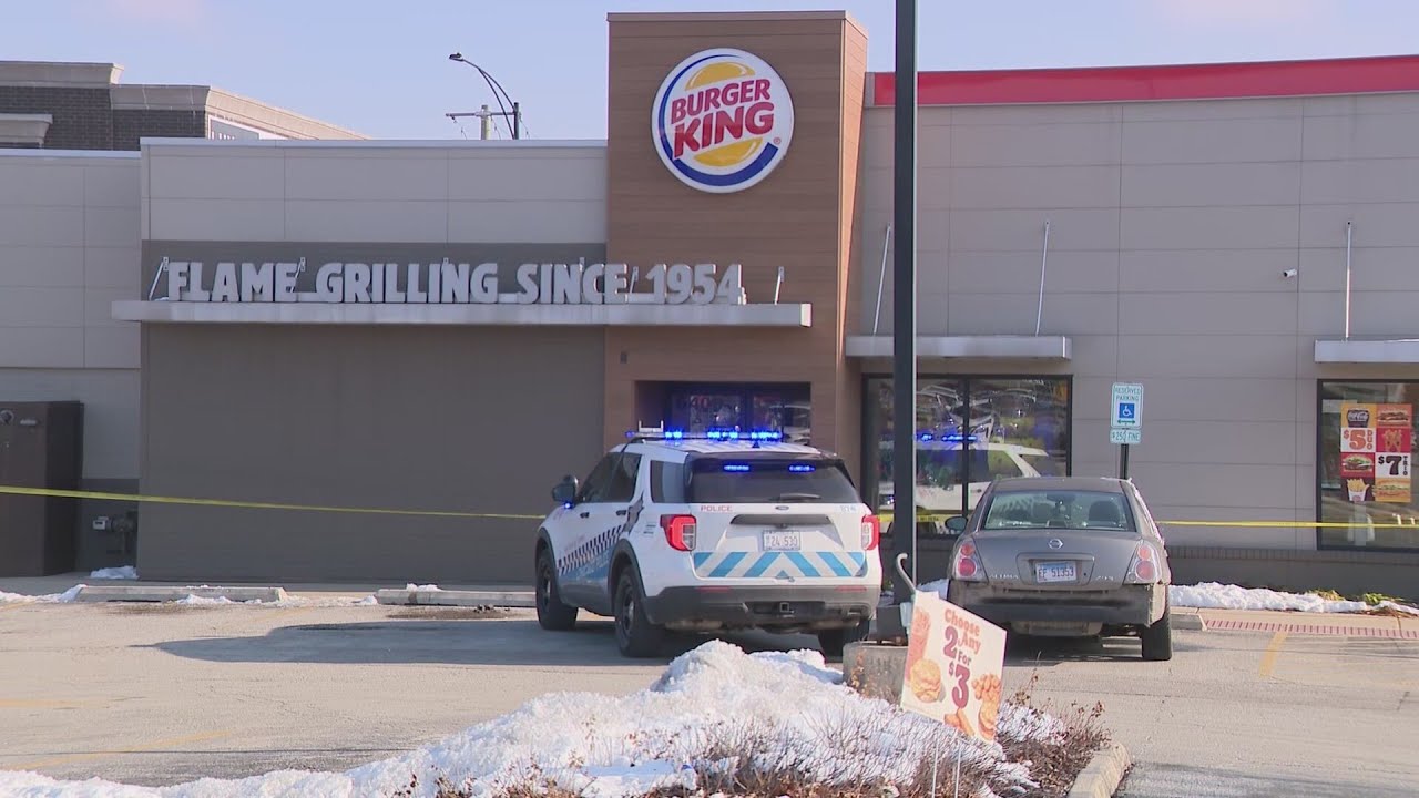 Man in critical condition after stabbing inside Northwest Side Burger King