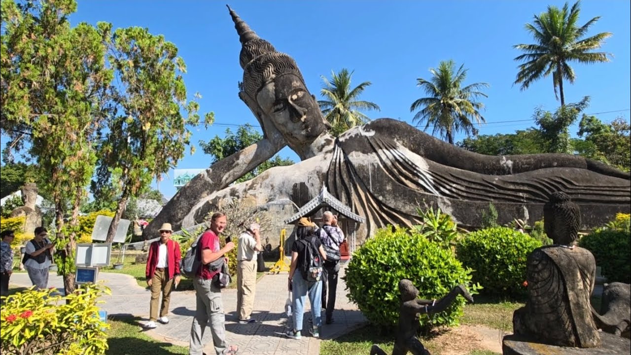 #travel #laos #Vientiane #ສວນວັດທະນະທຳຊຽງຄວນ(Buddha park)