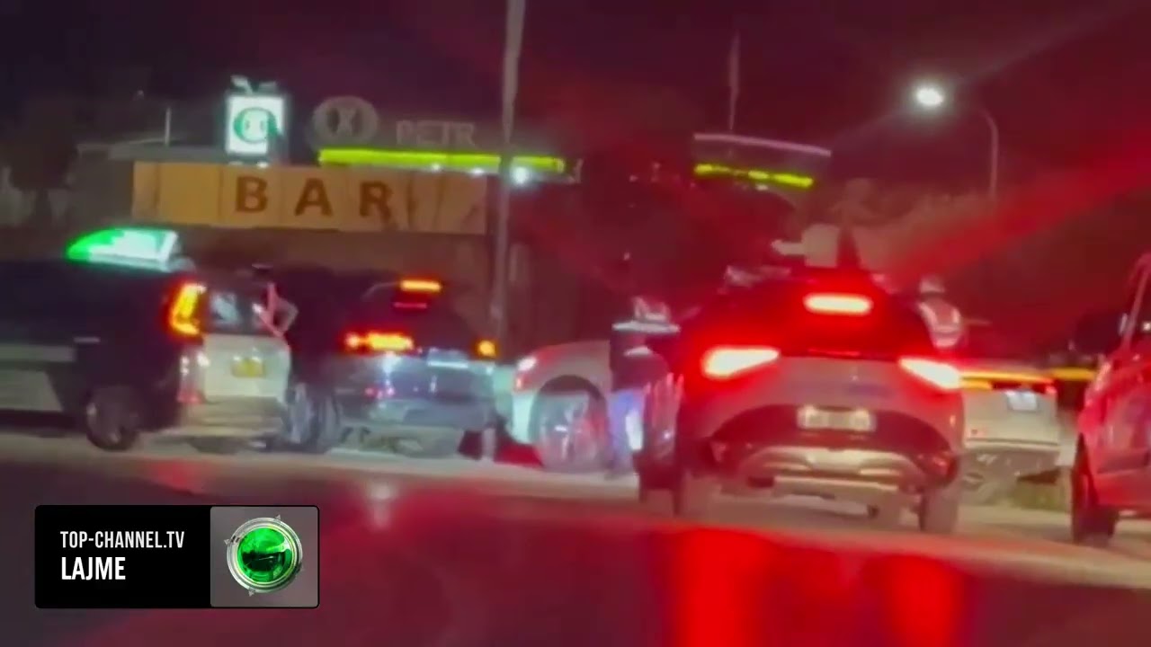 Top Channel/ Aksion “blic” në hyrje të Vlorës, kontrolle të befasishme ndaj automjeteve të dyshimta