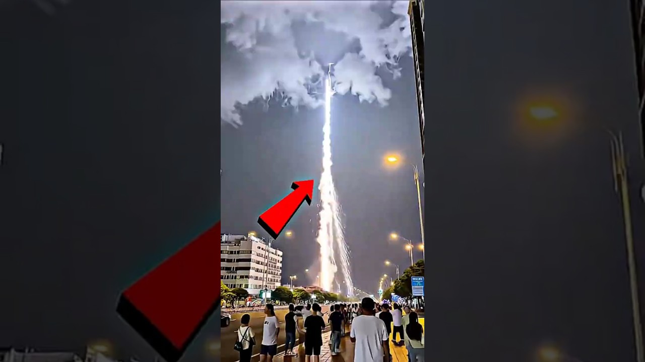 Top 5 Craziest Thunderstorms Ever Caught on Camera 😱