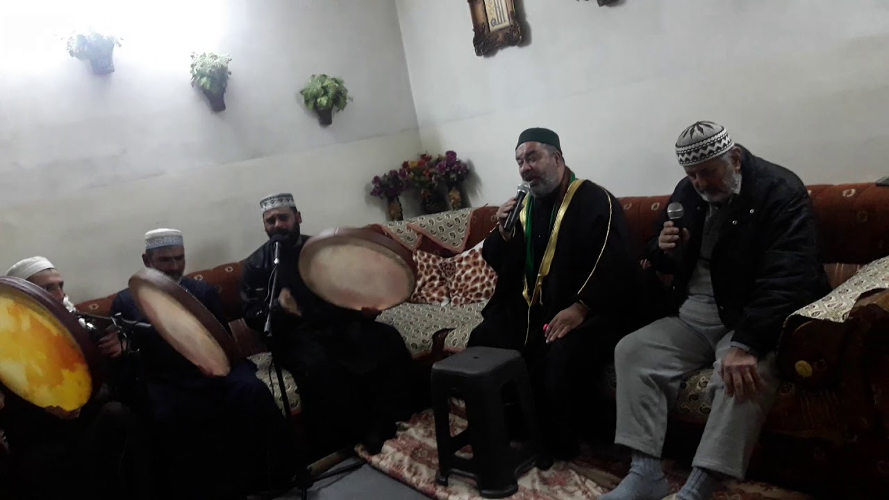 المنشد عبدالوهاب العباسي مع رائدالمقام الموصلي الشيخ ليث كني قصائد من نغم السيكاه