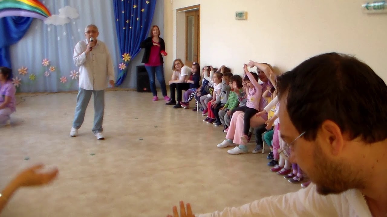 Пеем и играем с Хайгашод Агасян в Държавна детска градина