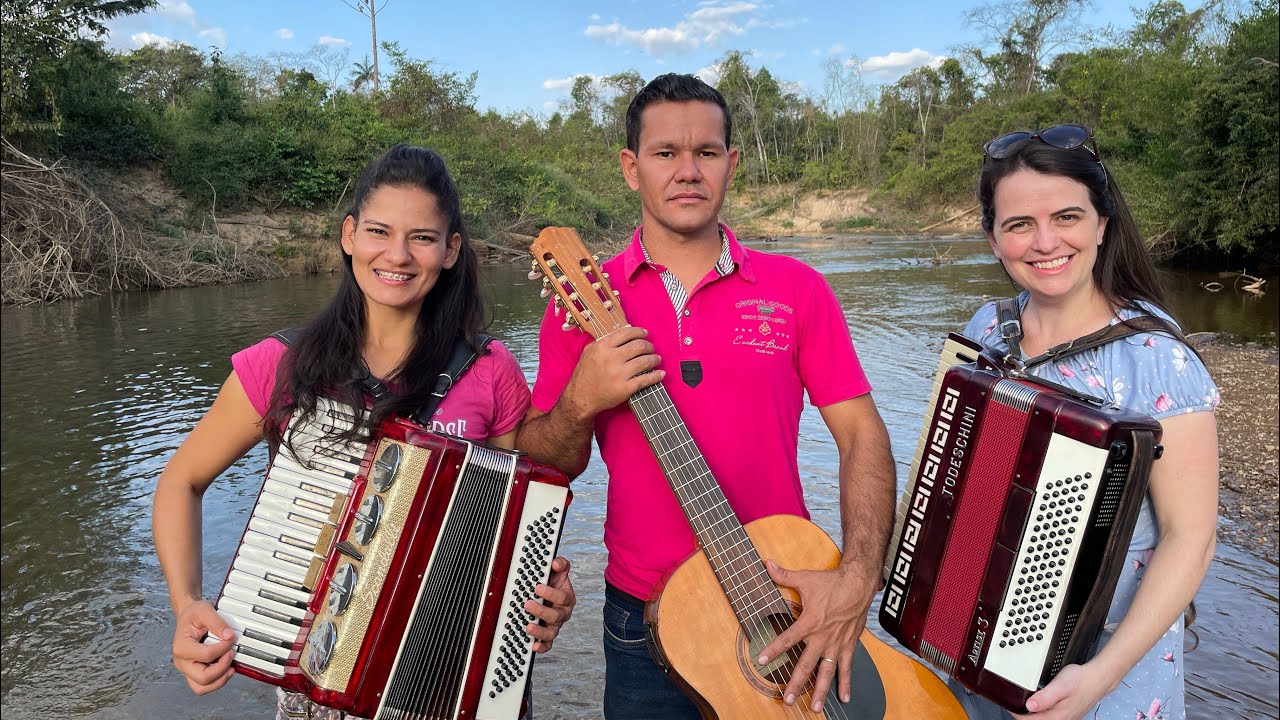 Batismo no tanque com a sucuri🐍Hino avulso CCB