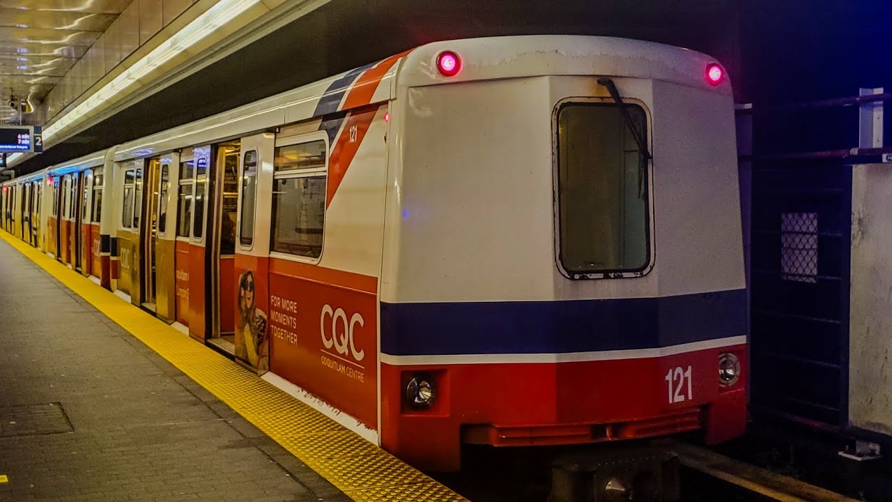 Skytrain - 1991 UTDC ICTS Mark I | 121-122