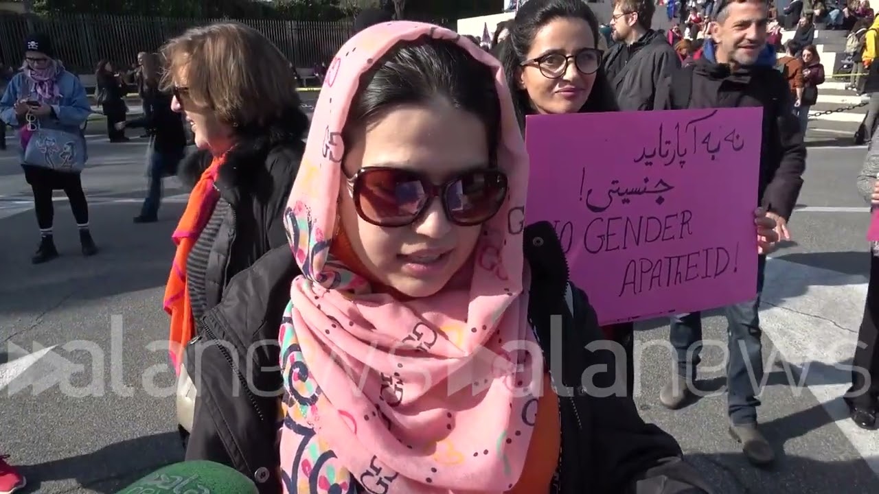 8 marzo, una piazza fucsia per lo sciopero transfemminista a Roma: 