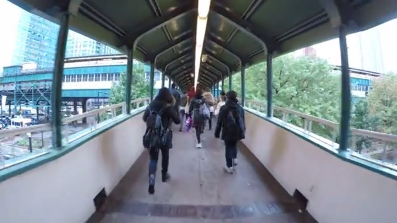 ⁴ᴷ Walking Queens, NYC - Crescent Street from 30th Avenue to Queens Plaza during a rainy day