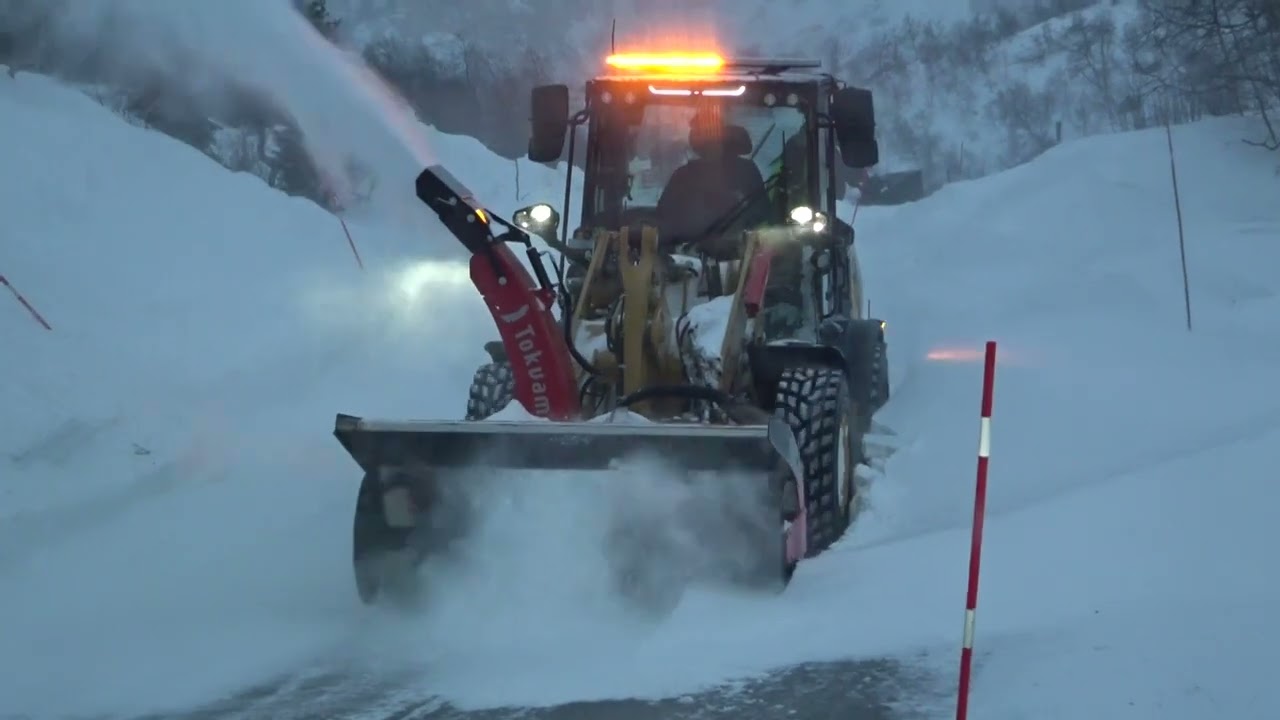 Brøyting felles veien A. Fidjeland Fjellgrend 7.2.2026 Tokvam snøfreser