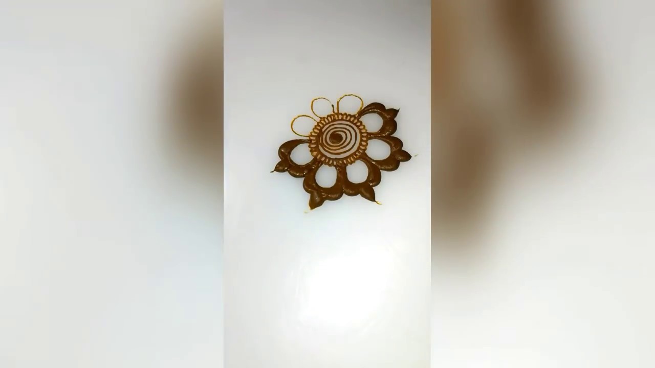 Learn this Gulfy henna Flower | easy way | FamShii 2018.