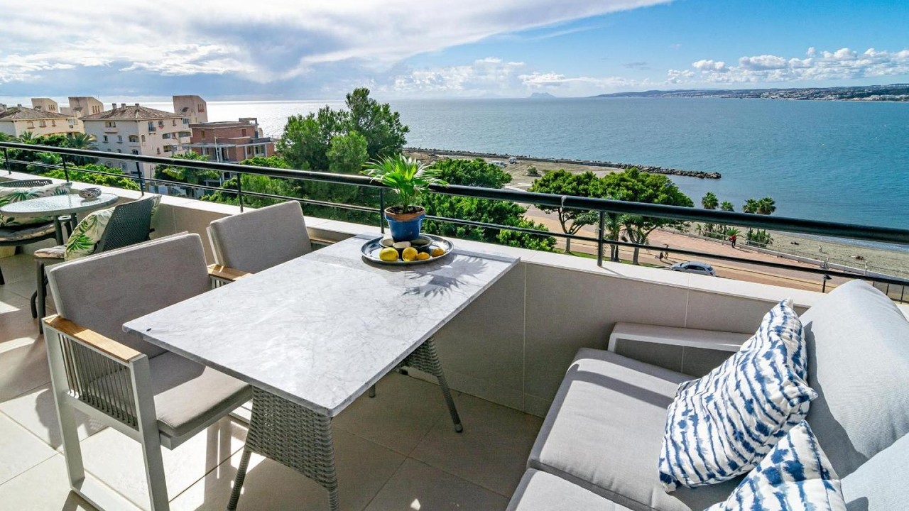 CP - Modern Beachside Apartment in Estepona | Estepona, Spain | Hotel Review 🏩