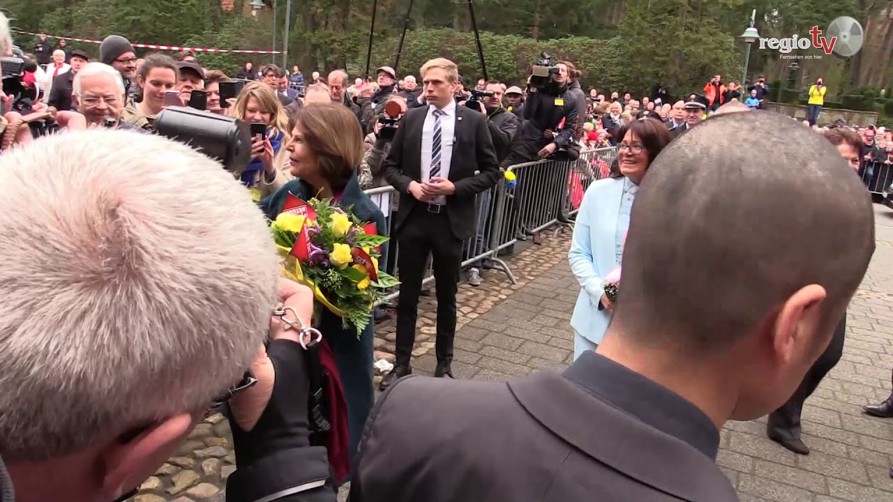 Königin Silvia von Schweden in Kroge - regiotv