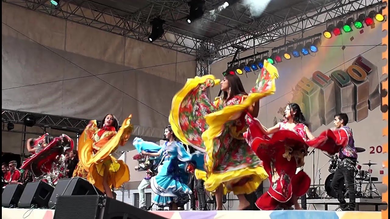 Gipsy Dancing  -  Kesaj Tchave'