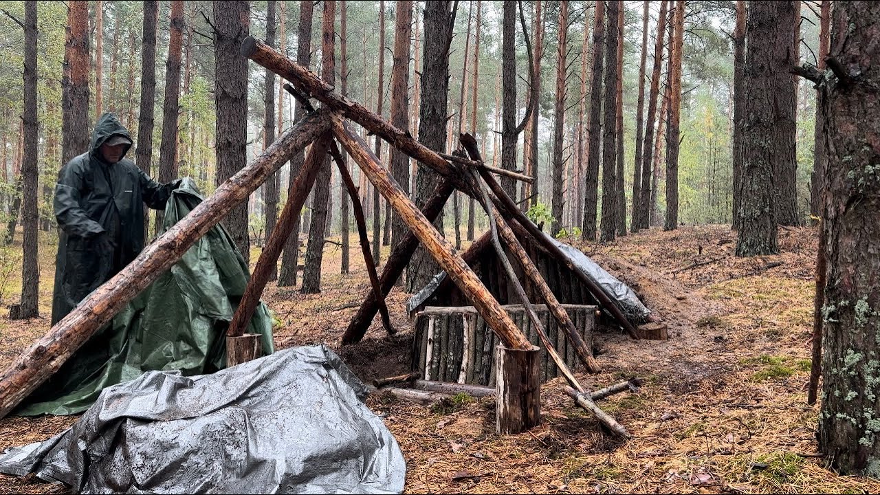 Строительство укрытия для выживания в дикой природе. Прячусь от дождя. Часть 1