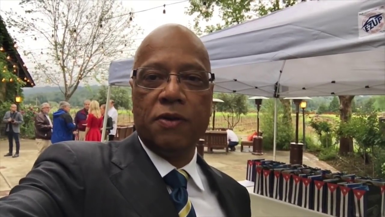 La Casa Del Habano Cigar Event in Napa Valley with Harvest Inn with Charlie Palmer