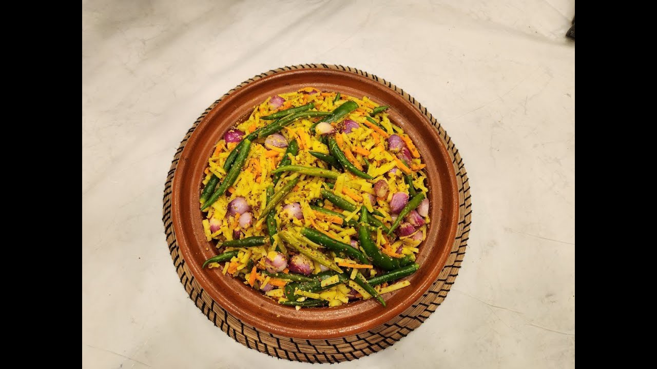 Sri Lankan style papaya pickles -  مخلل البابايا على الطريقة السريلانكية