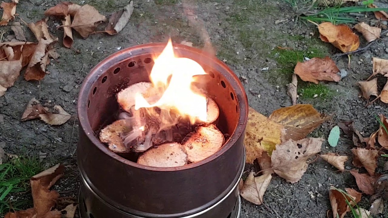 WILD STOVE trying Swedish fire torch method #gasify