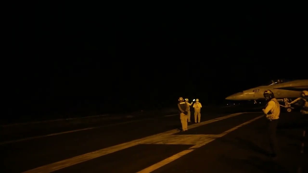 US NAVY начали бомбить хуситов в Йемене за пиратство в Красном море, 12.01.2024 Пт