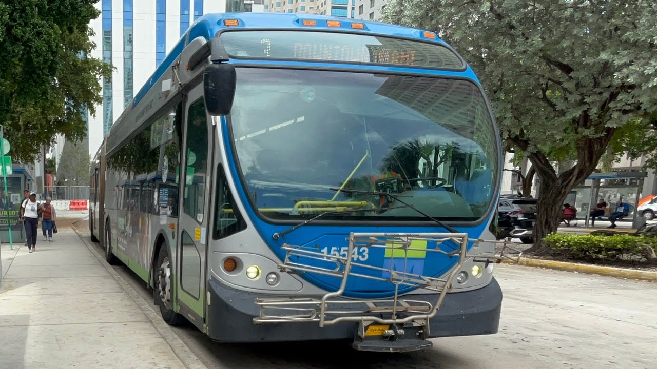 HD⁶⁰ Miami-Dade Transit: 2015 NABI 60’ BRT Hev Hybrid Articulated #15543 On the 3. 